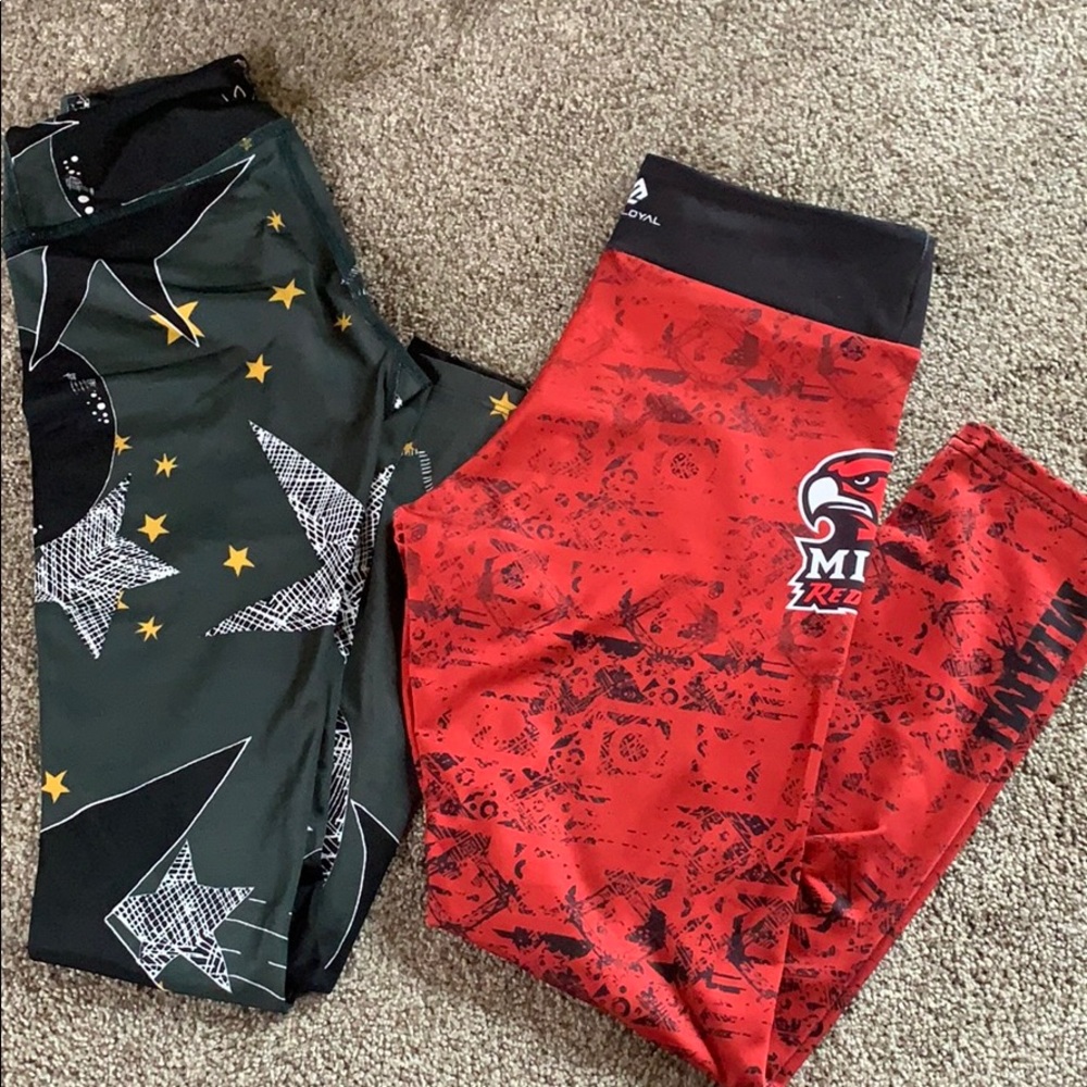 SALE!💥 2 cute and EUC pairsof leggings Bundle!!